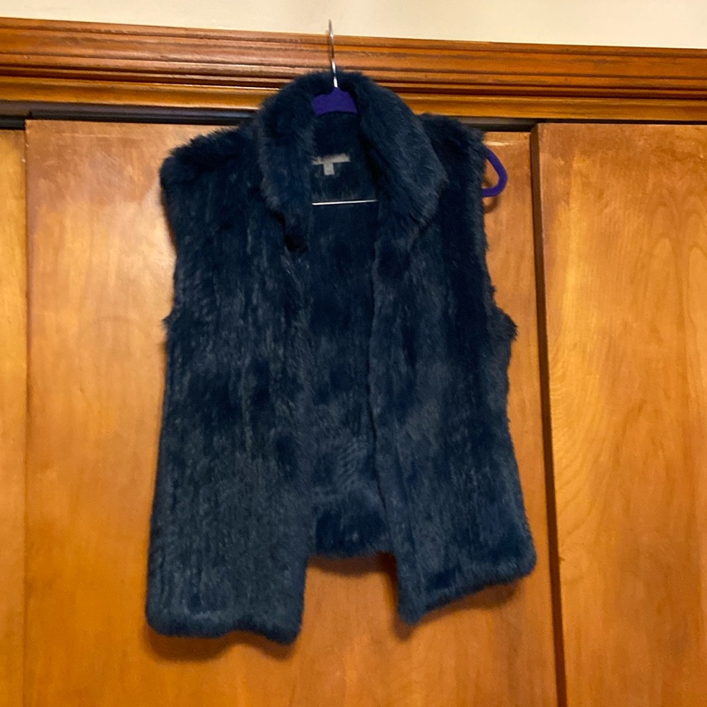 Bagatelle transit fur vest. Size Large